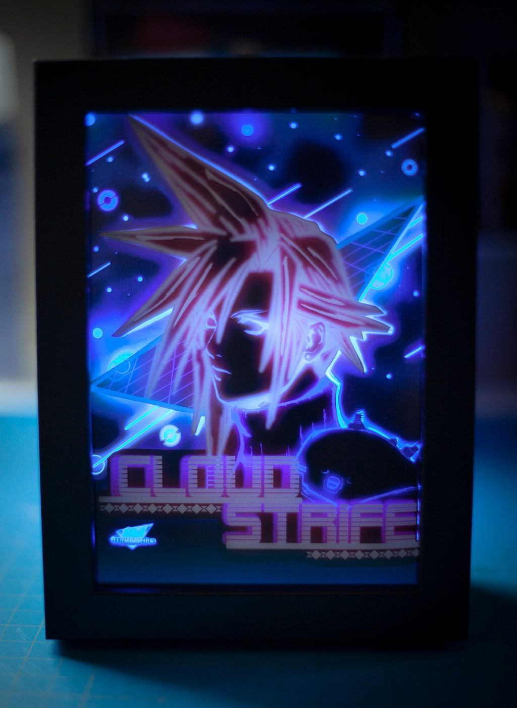 Final Fantasy 7 Cloud, LED Shadowbox Diorama